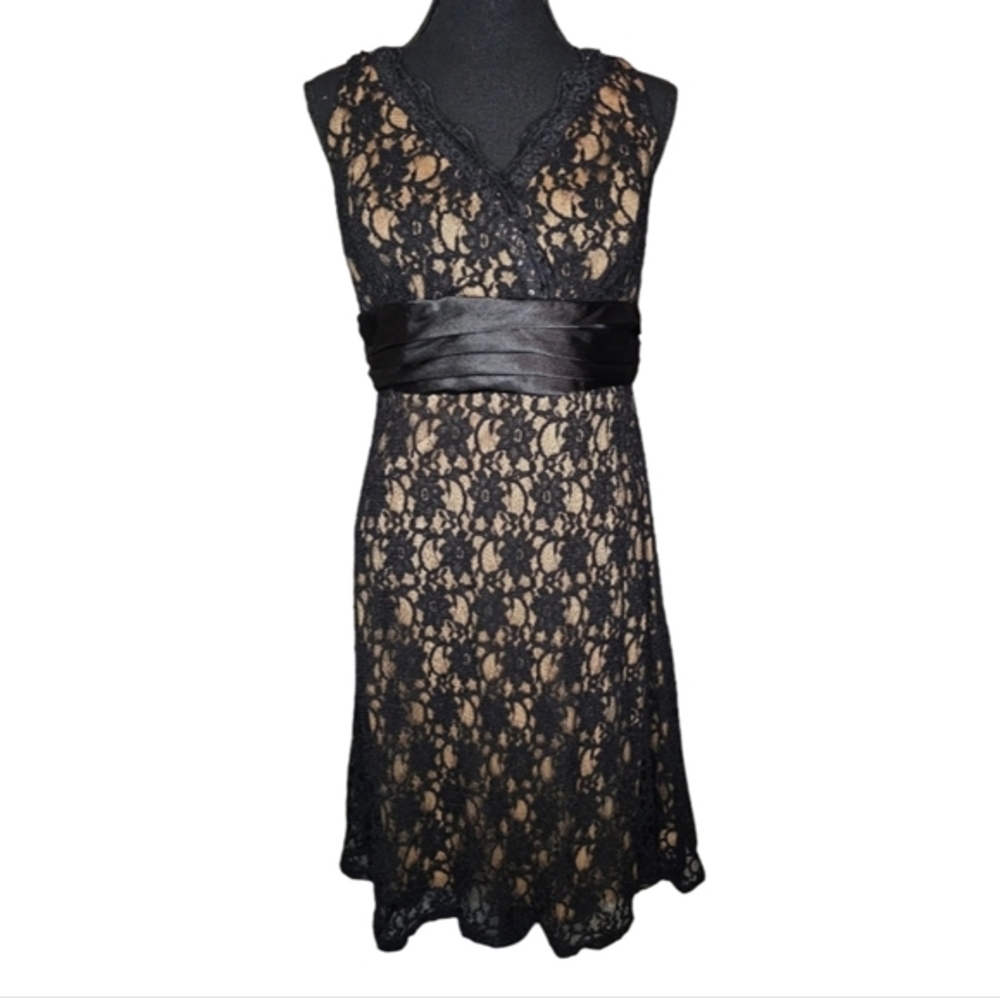 SL Fashions Black Lace Sequin Empire Waist V-Back Cocktail Dress 8 140798J